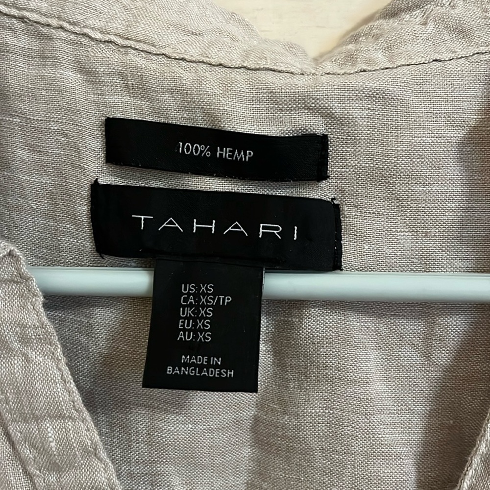 Tahari Womens 100% Hemp Sleeveless Button Down Top